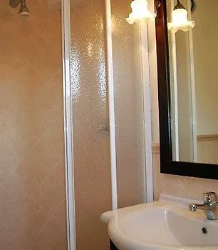 Relax לינה וארוחת בוקר מטה